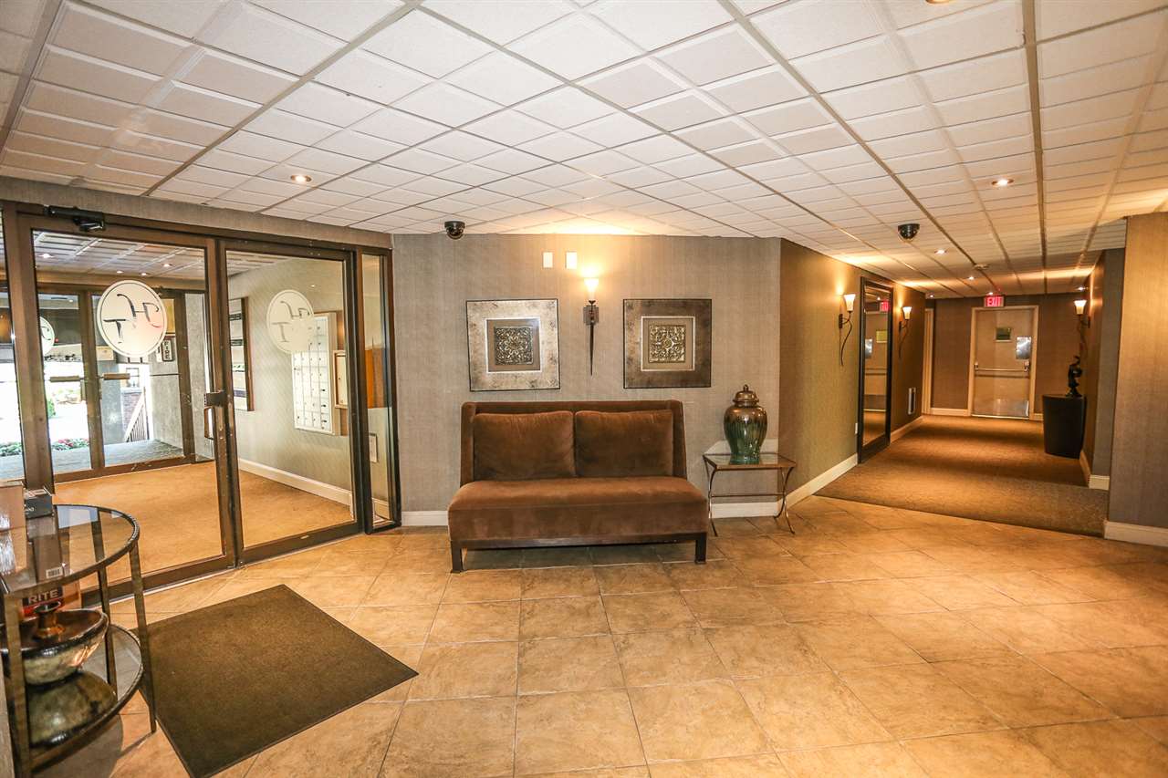 55 River Road, Unit 10D Manchester, NH 03104 - Photo 5 of 12 Gallery Image 5