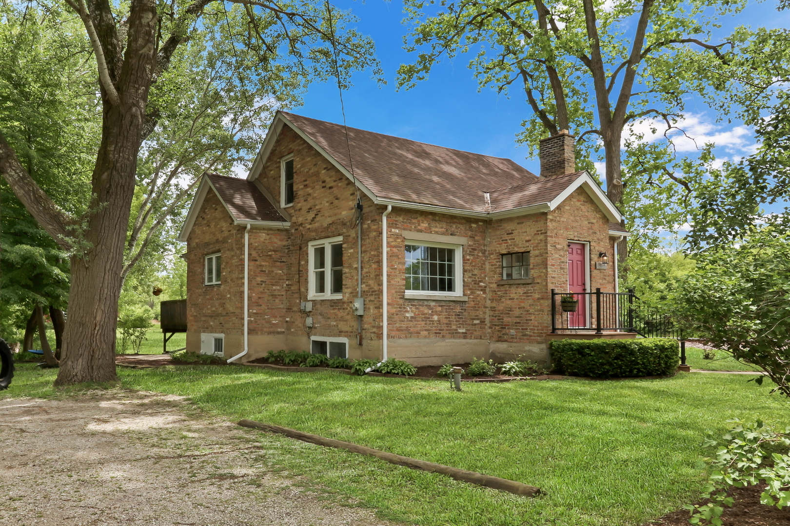 13719 West Wadsworth Road Wadsworth, IL 60083 - Photo 1 of 52