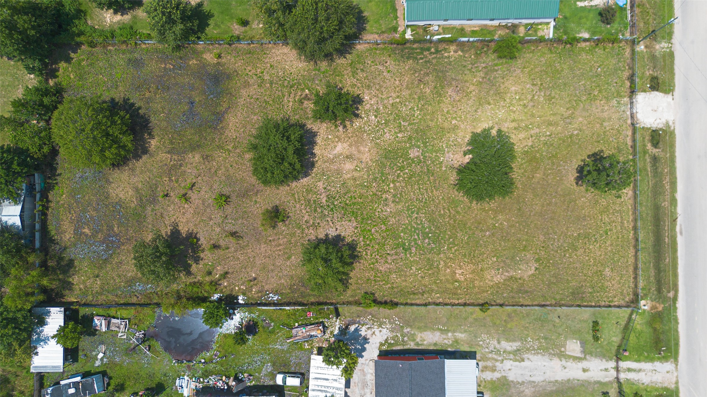 2425 County Road 3479 B Cleveland, TX 77327 - Photo 5 of 14