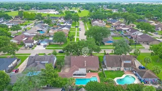 a picture of a white wall with white walls