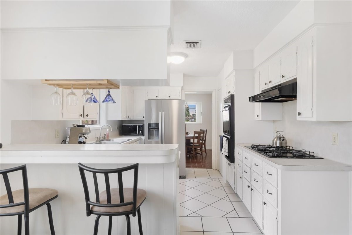 2708 Valley Forge Drive Pasadena, TX 77502 - Photo 9 of 21