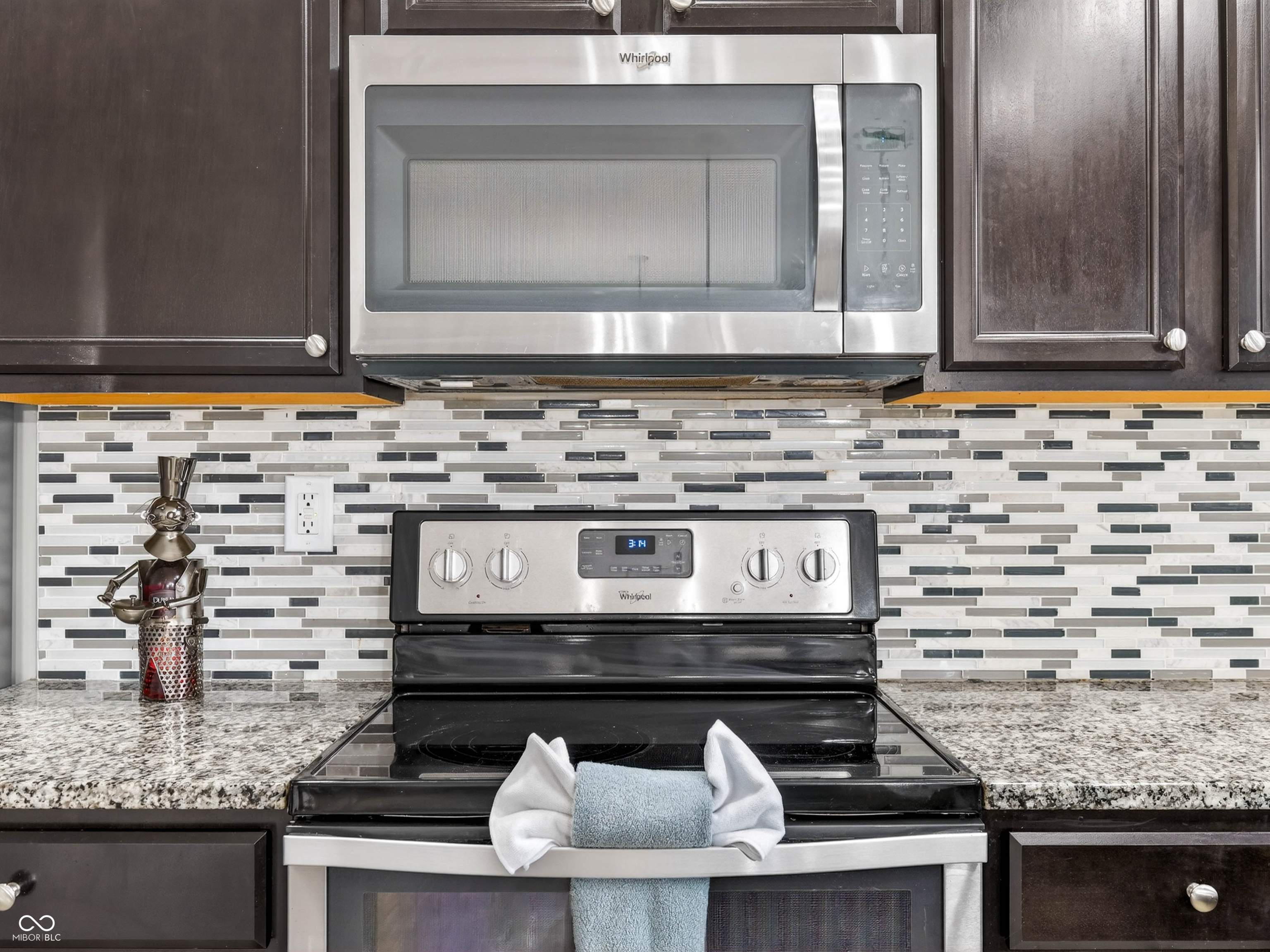 5997 Spring Meadow Lane Seymour, IN 47274 - Photo 15 of 90