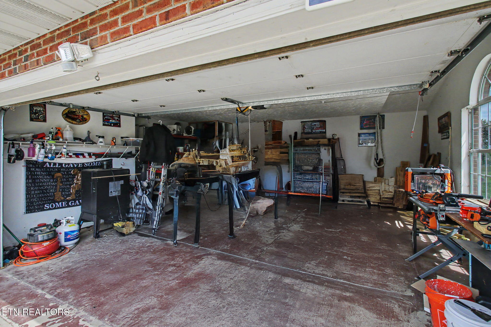 3909 Tuckaleechee Pike Maryville, TN 37804 - Photo 33 of 37 Garage Inside.