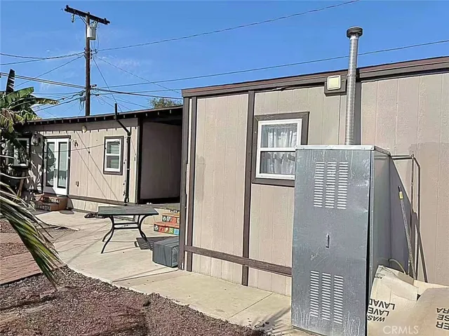 $995,000 | 1105 East Walnut Avenue, Fullerton, CA 92831