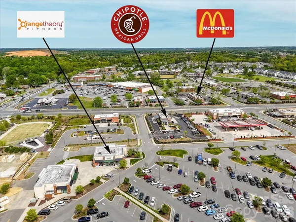 a view of an outdoor space