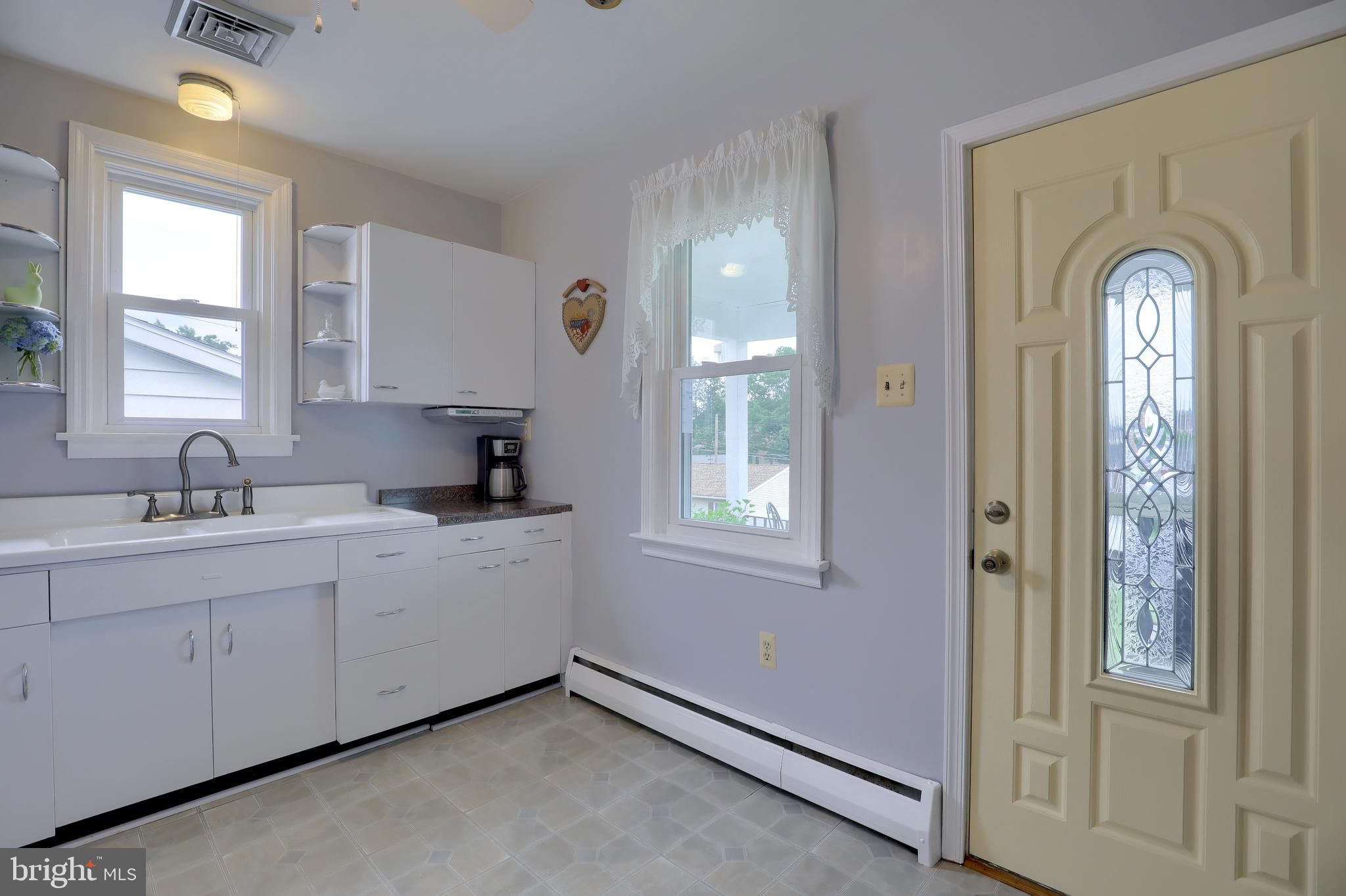 65 North Walnut Street Spring Grove, PA 17362 - Photo 13 of 33 Gallery Image 13