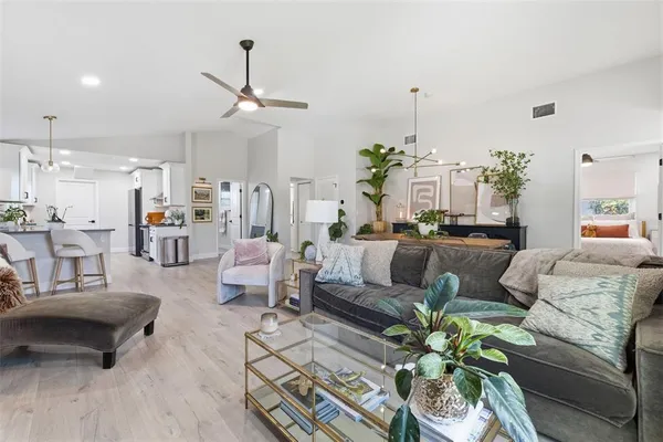 $530,000 | 2739 16th Avenue North, St. Petersburg, FL 33713