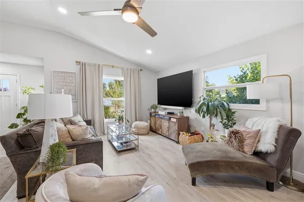 $530,000 | 2739 16th Avenue North, St. Petersburg, FL 33713