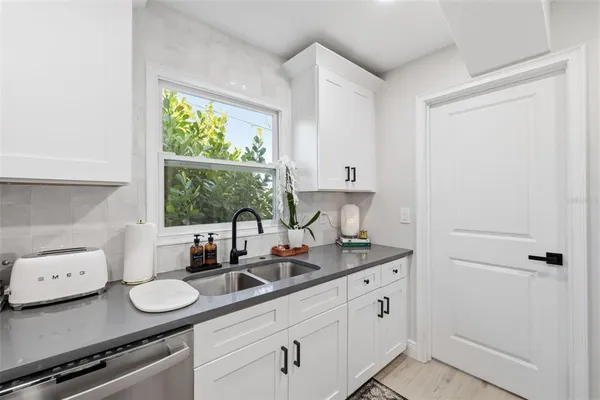 $530,000 | 2739 16th Avenue North, St. Petersburg, FL 33713