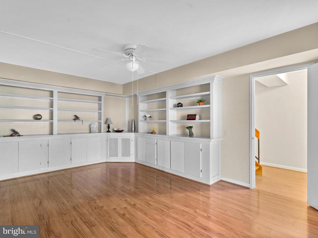 1502 Scandia Circle Reston, VA 20190 - Photo 32 of 42 5th Downstairs Bedroom or Rec Room