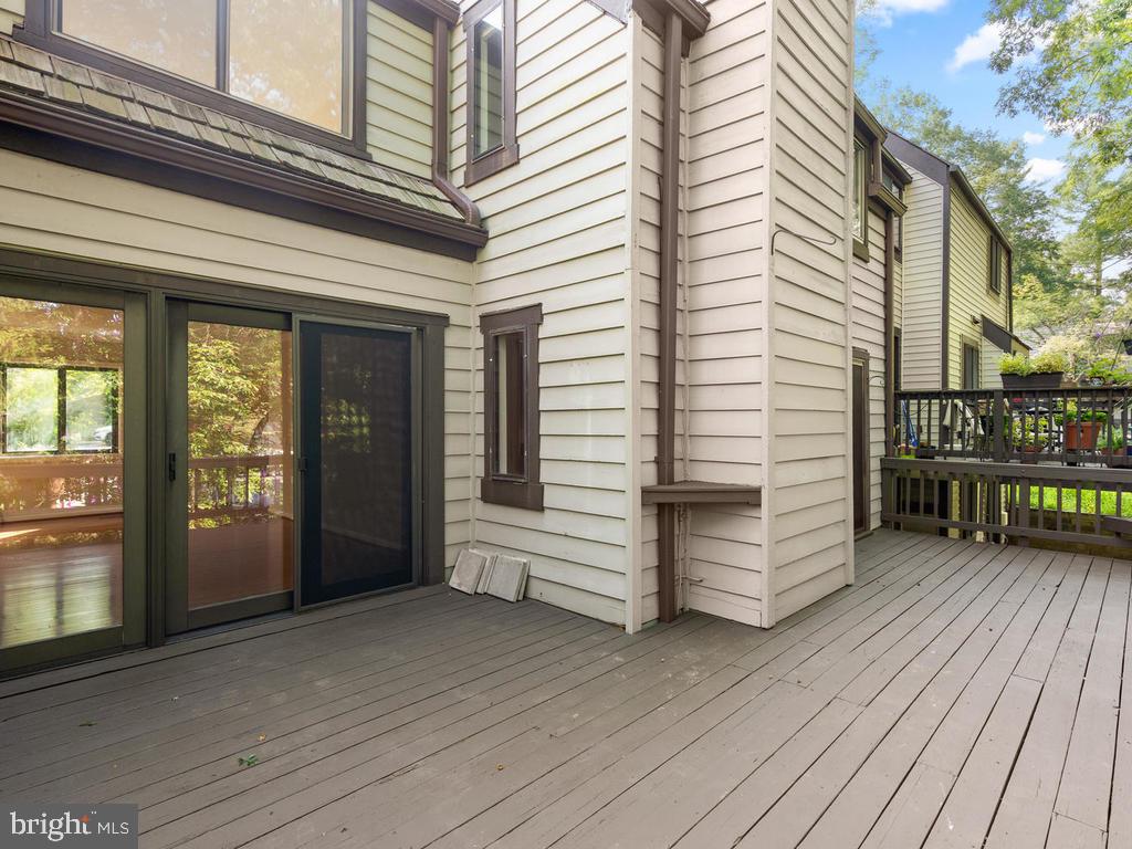 1502 Scandia Circle Reston, VA 20190 - Photo 38 of 42 Freshly stained deck and rear