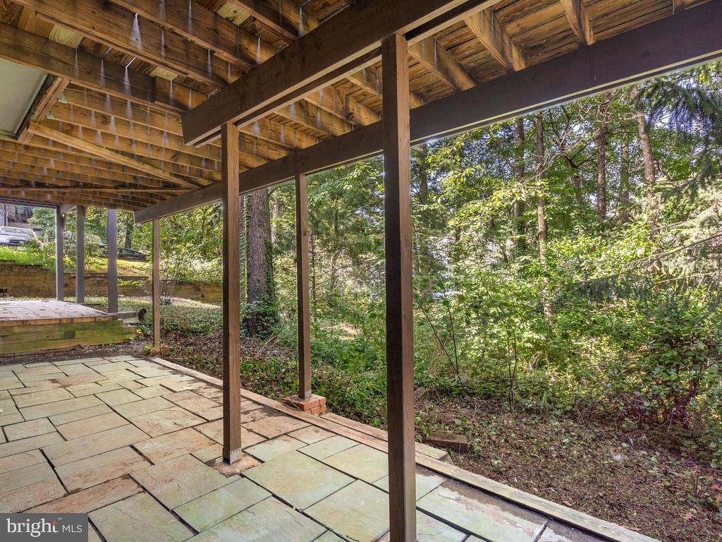 1502 Scandia Circle Reston, VA 20190 - Photo 42 of 42 Downstairs patio off 5th bedroom