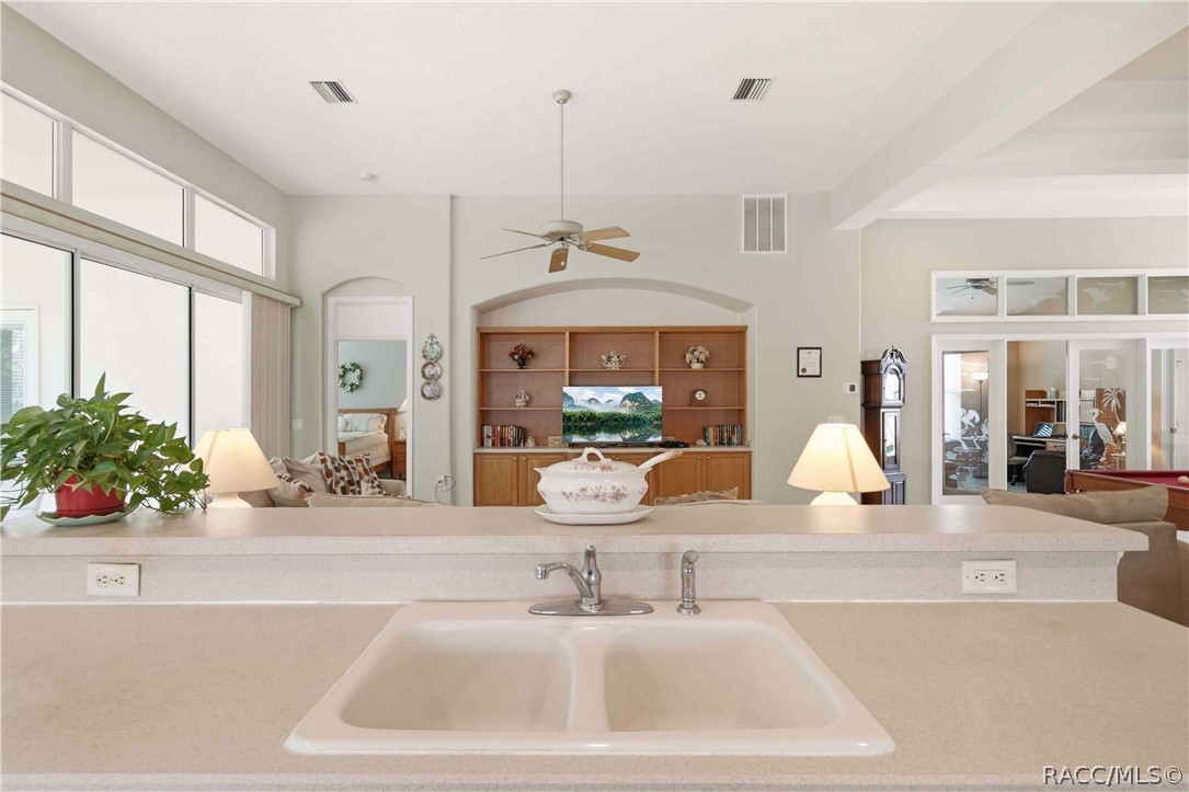 165 West Doerr Path Hernando, FL 34442 - Photo 17 of 57
