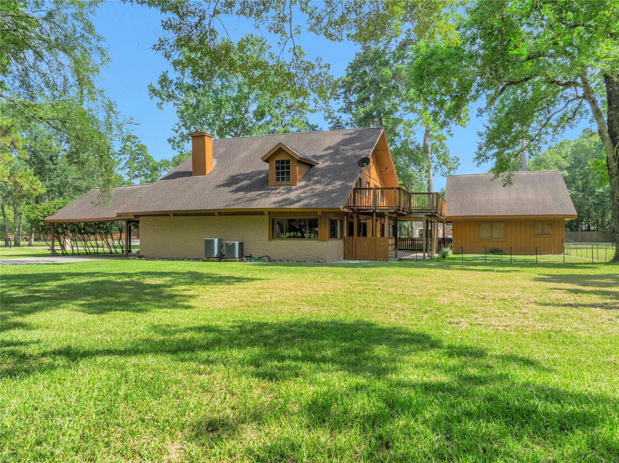 15418 Willis Way Conroe, TX 77384 - Photo 8 of 41