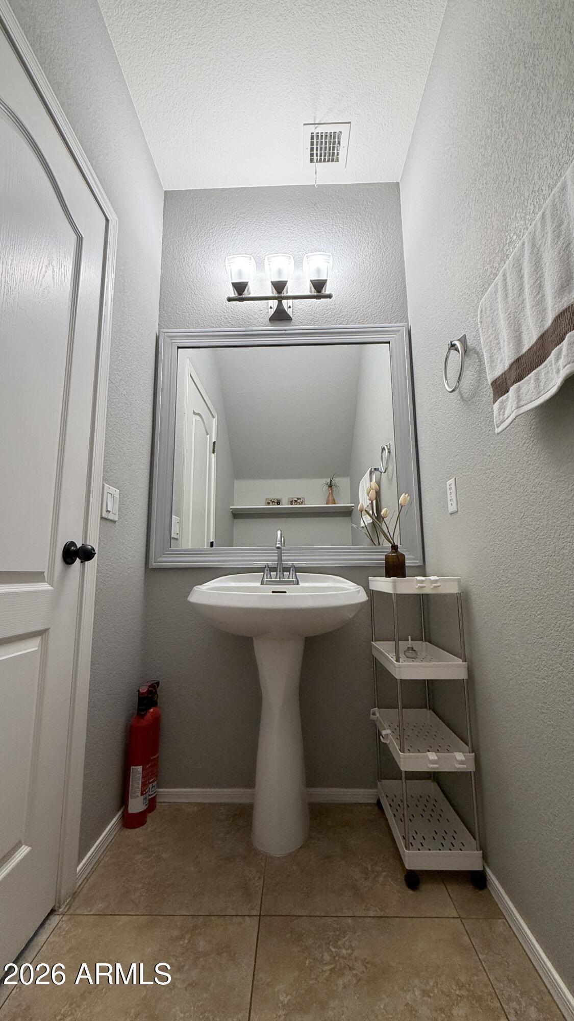 3632 South Loback Lane Gilbert, AZ 85297 - Photo 31 of 46 Powder2
