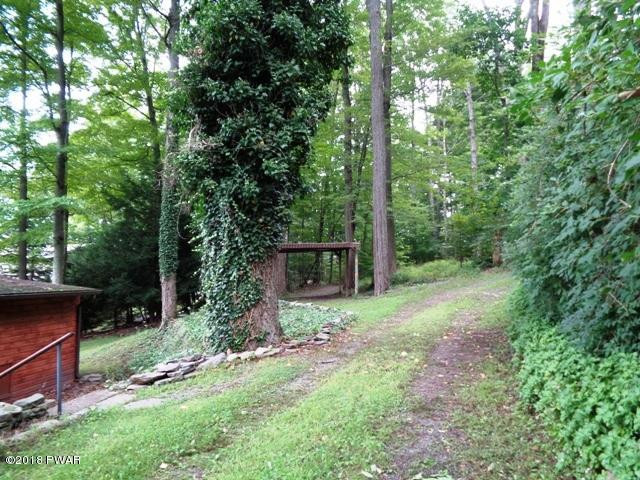 207 Silkmans Road Lake Ariel, PA 18436 - Photo 11 of 39 Driveway