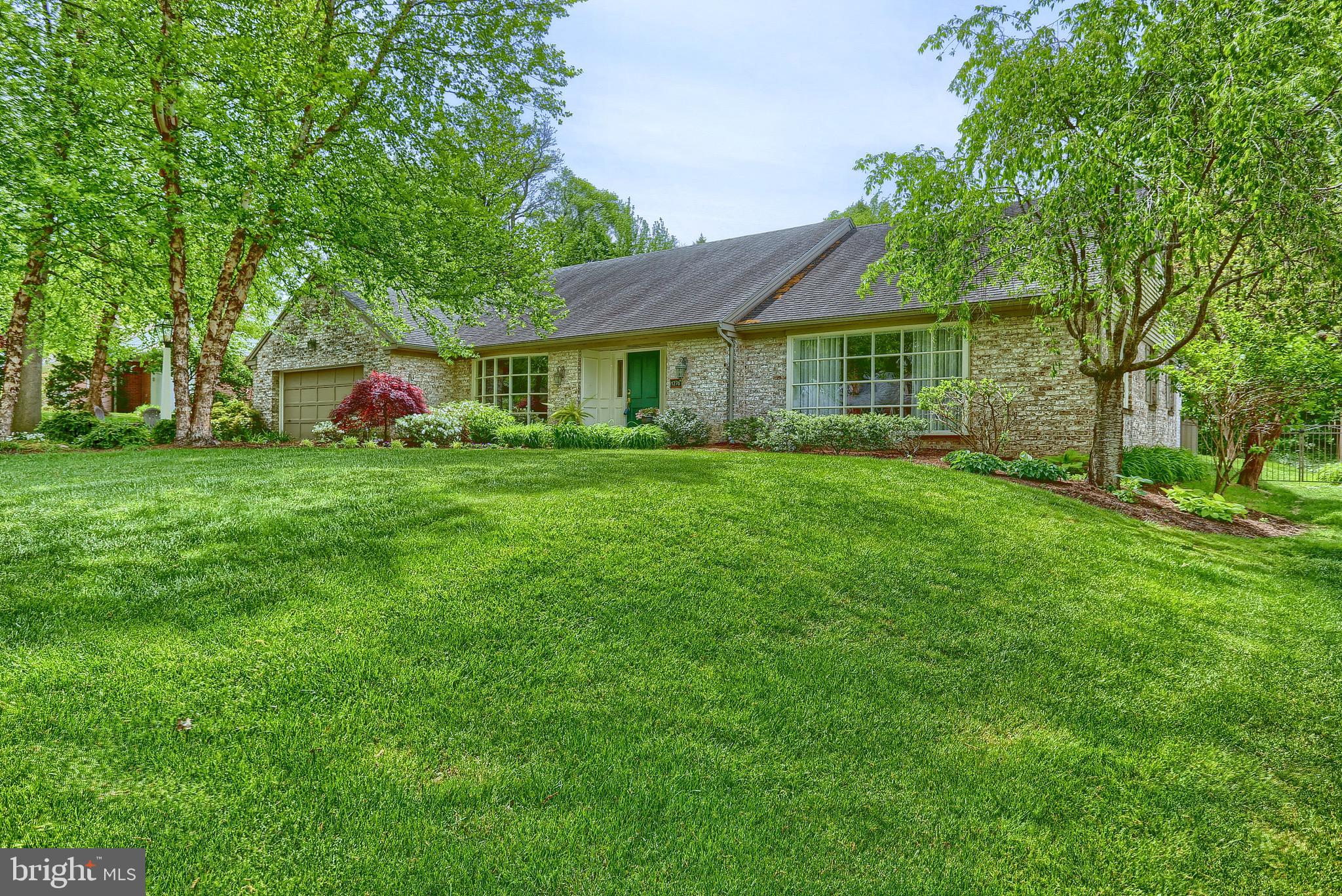 1276 Meadowbrook Road Lancaster, PA 17603 - Photo 2 of 56 Gallery Image 2