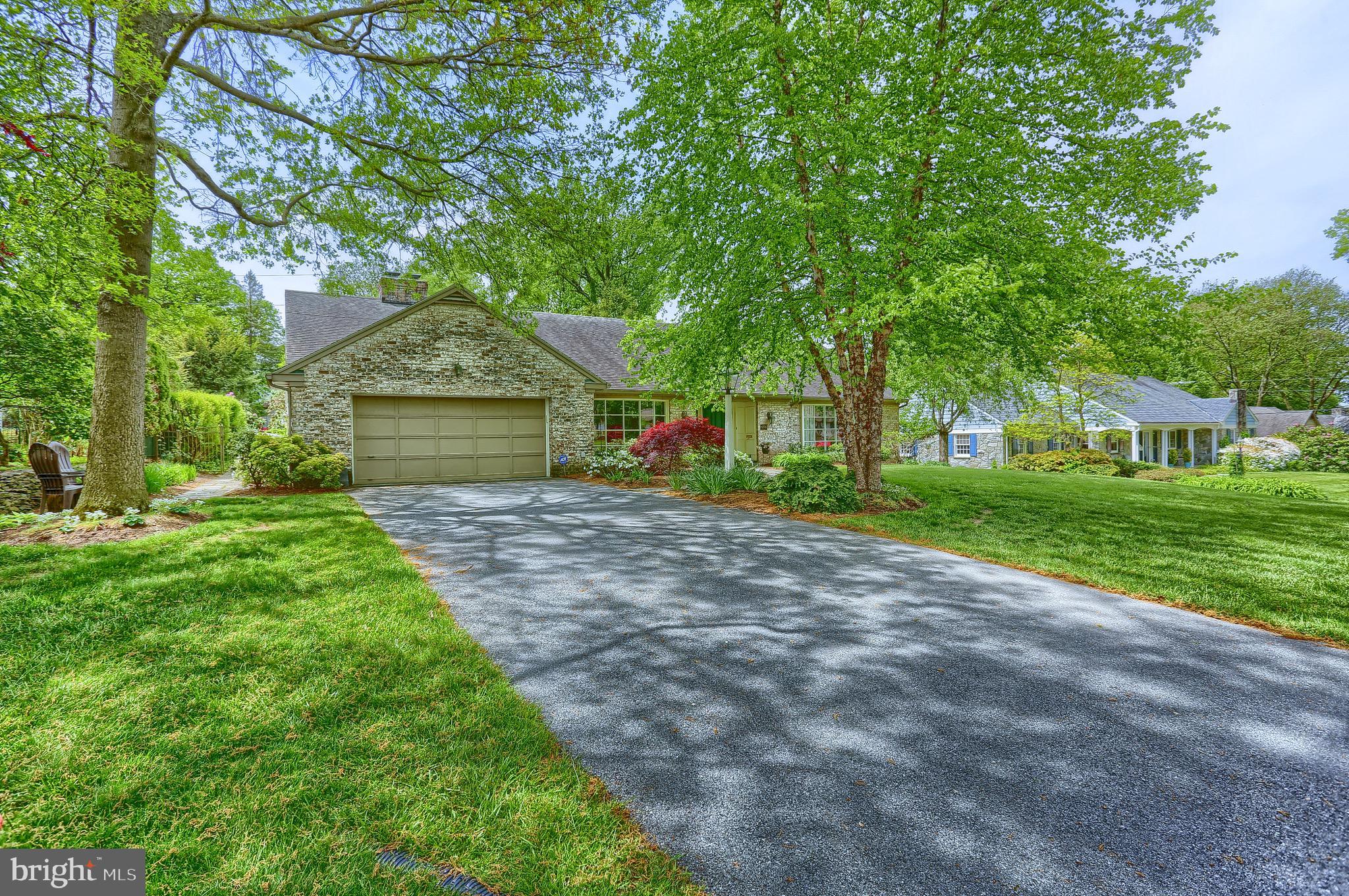 1276 Meadowbrook Road Lancaster, PA 17603 - Photo 4 of 56 Gallery Image 4