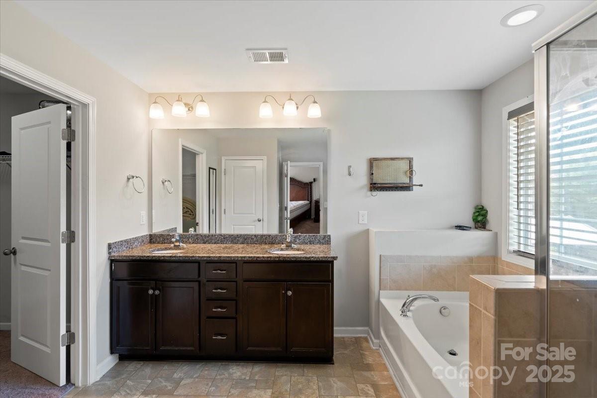 8347 Dallas Bay Road Charlotte, NC 28278 - Photo 15 of 27 Gallery Image 15