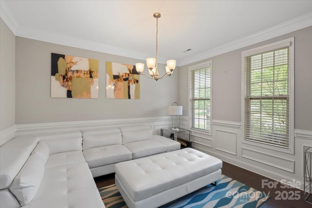 8347 Dallas Bay Road Charlotte, NC 28278 - Photo 4 of 27 Gallery Image 4