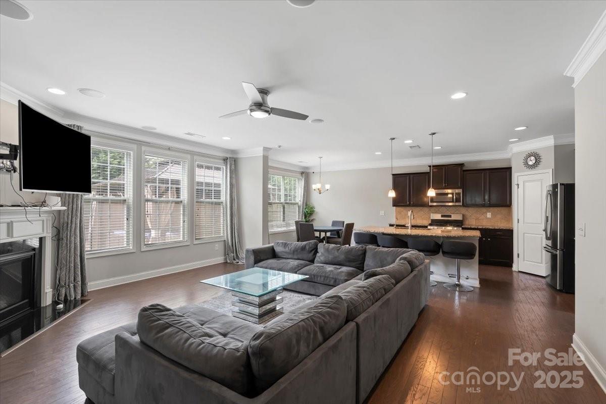 8347 Dallas Bay Road Charlotte, NC 28278 - Photo 7 of 27 Gallery Image 7