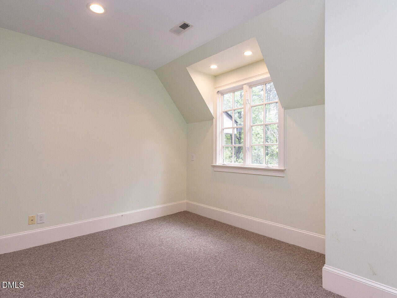 5420 Deer Forest Trail Raleigh, NC 27614 - Photo 48 of 84 047-1280x960-room