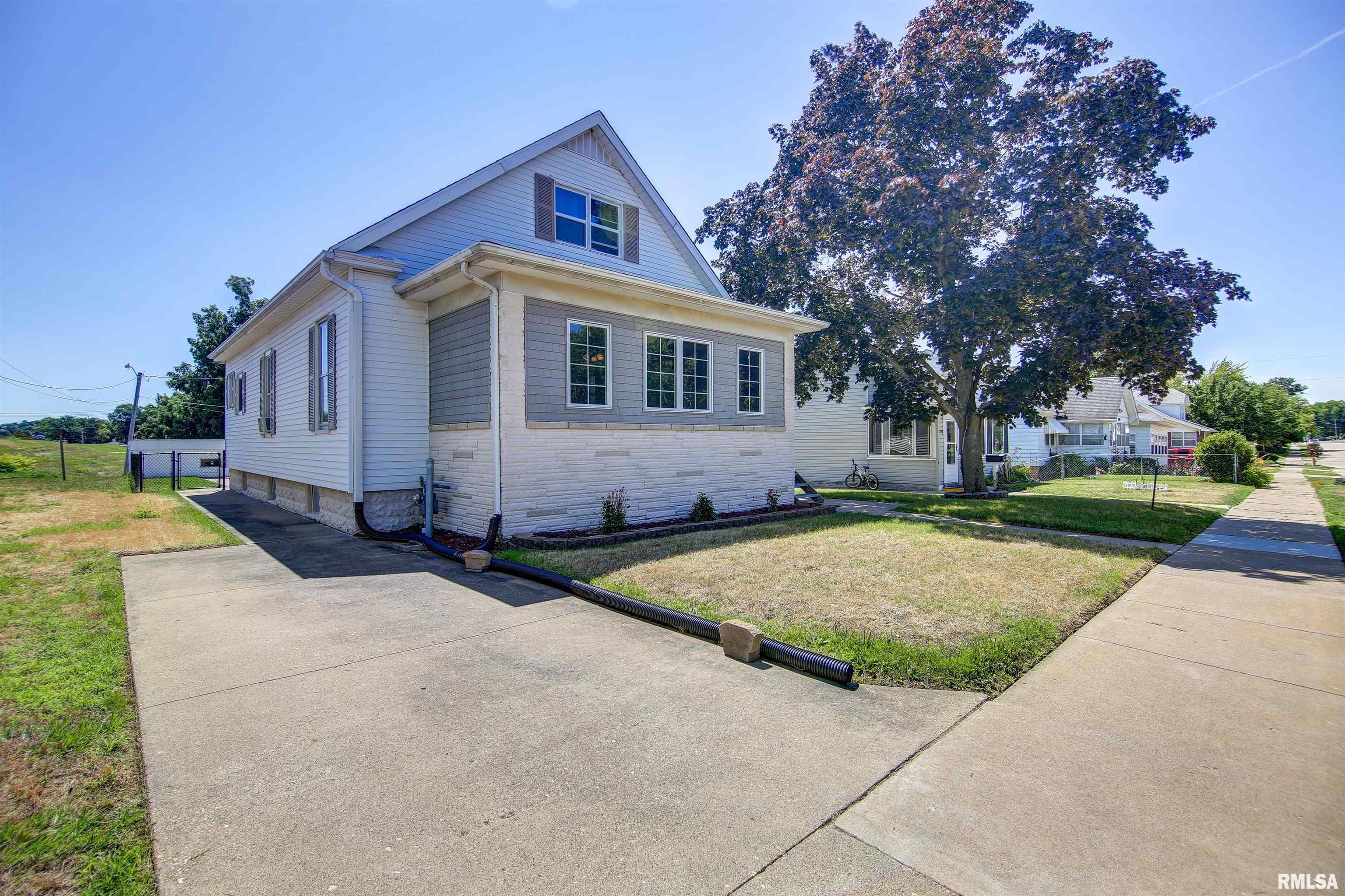 2521 Pershing Boulevard Clinton, IA 52732 - Photo 35 of 35 Gallery Image 35