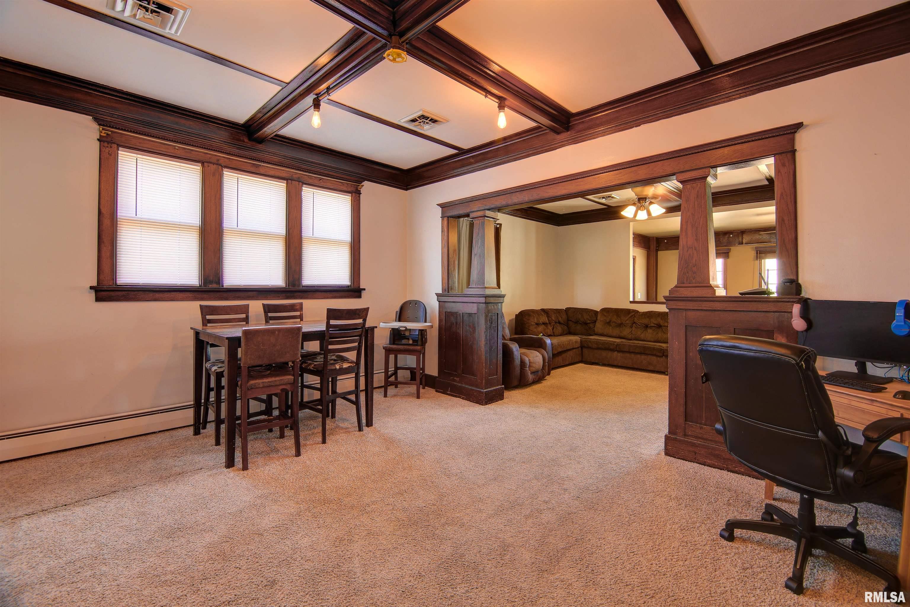 2521 Pershing Boulevard Clinton, IA 52732 - Photo 8 of 35 Gallery Image 8