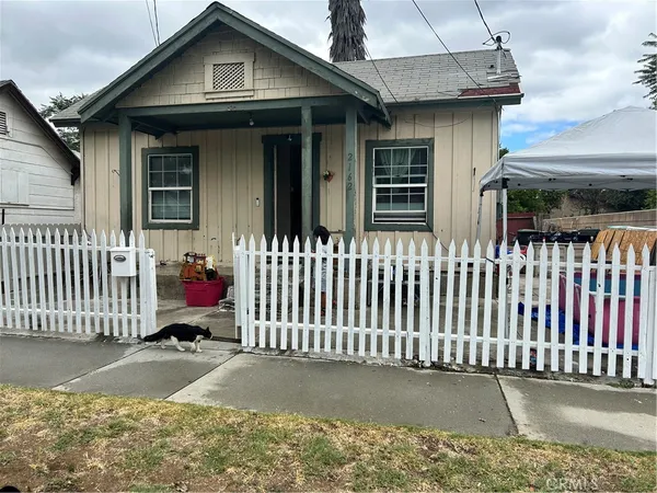 $208,000 | 2162 5th Street, Riverside, CA 92507