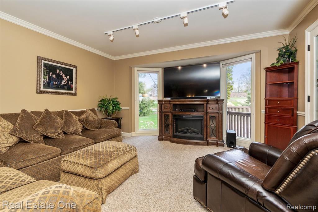3448 Summit Ridge Drive Rochester Hills, MI 48306 - Photo 9 of 34 Gallery Image 9