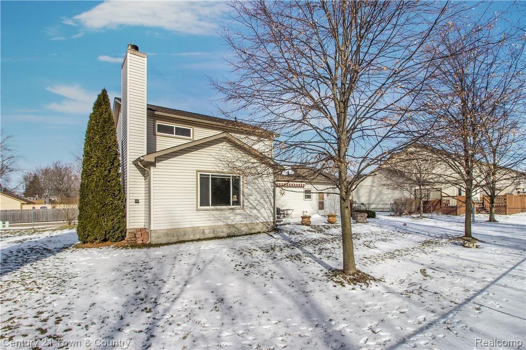 2153 Alsdorf Avenue Rochester, MI 48309 - Photo 47 of 48 EXTERIORS (6 of 10).jpg