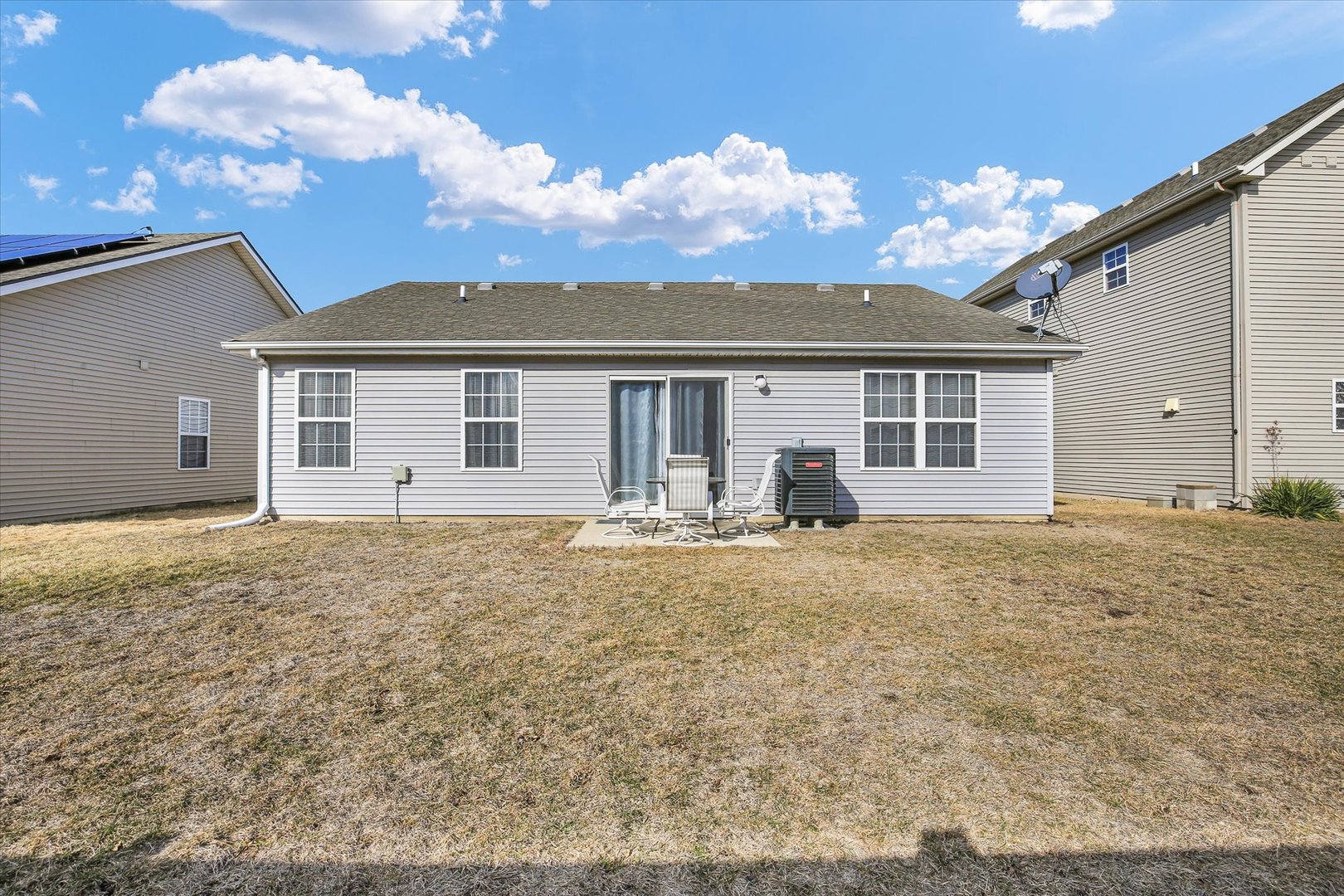 501 Luria Lane Champaign, IL 61822 - Photo 29 of 33 front view of a house with a yard