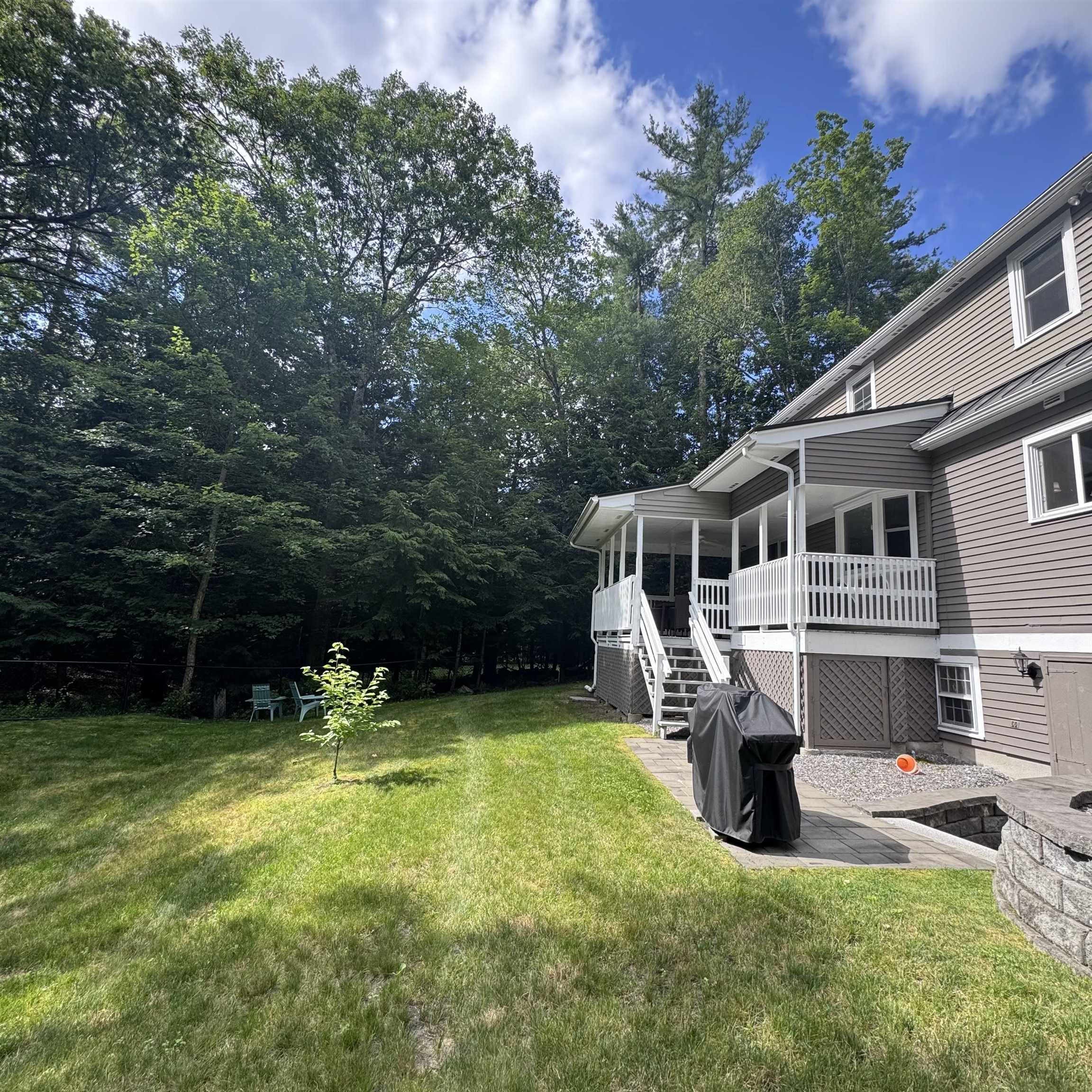 44 Stowell Road Bedford, NH 03110 - Photo 21 of 27