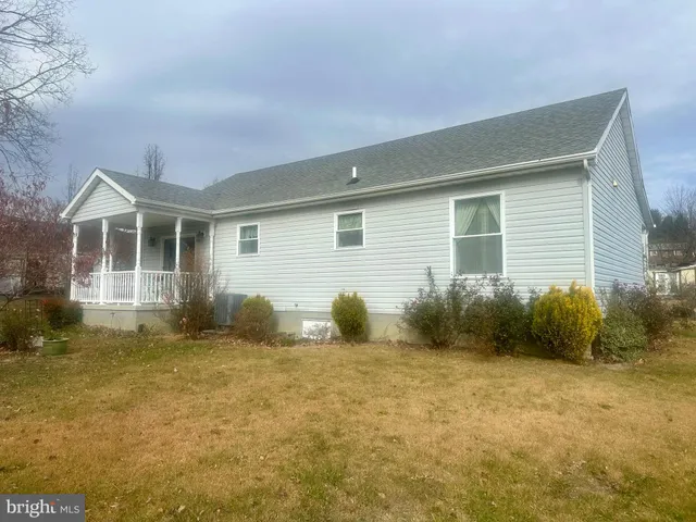 $155,000 | 14210 Walter Drive Southwest, Cumberland, MD 21502