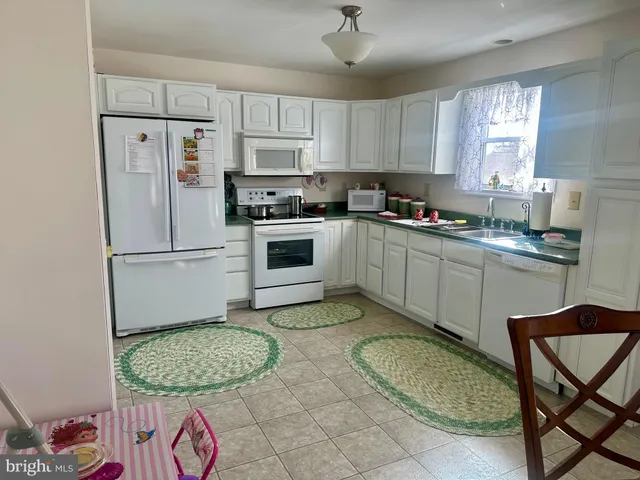 $155,000 | 14210 Walter Drive Southwest, Cumberland, MD 21502