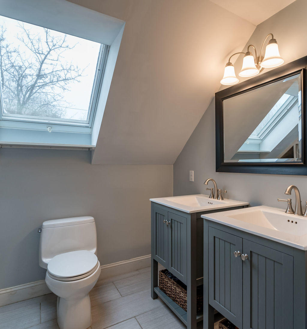 64 Brook Road Portland, ME 04103 - Photo 32 of 39 032_master_bath1