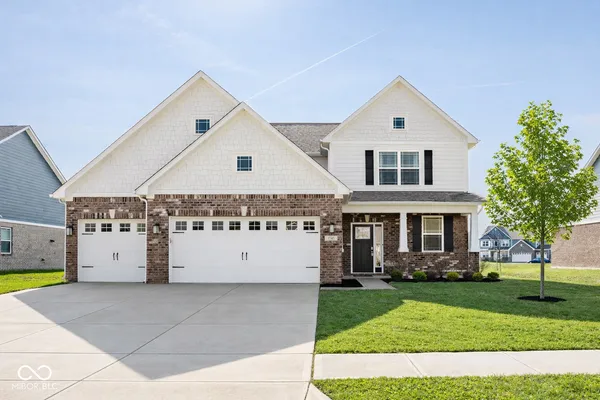 $439,900 | 1745 Gordon Drive, Greenwood, IN 46143