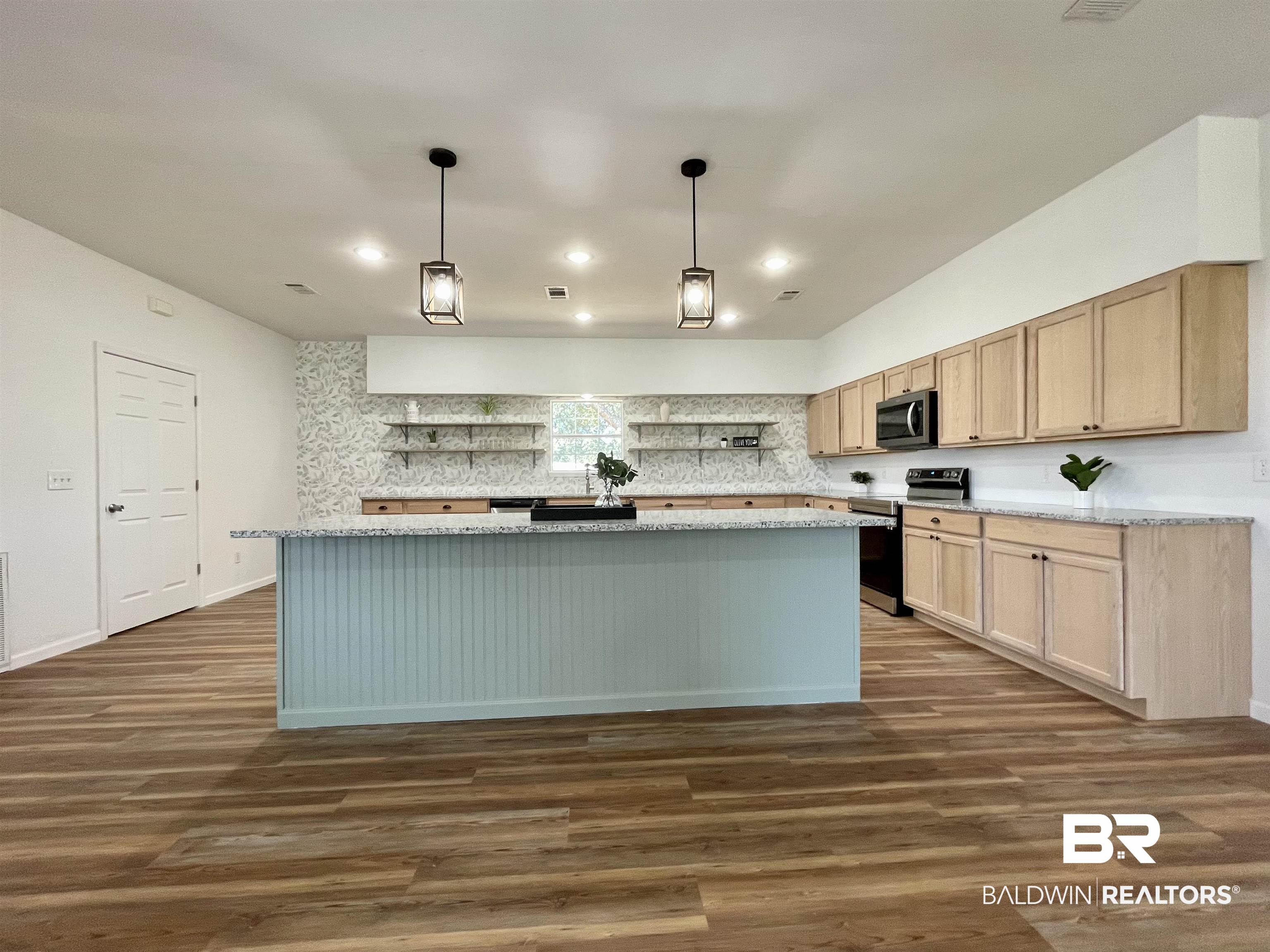 1649 McCullough Road Atmore, AL 36502 - Photo 17 of 39 Kitchen