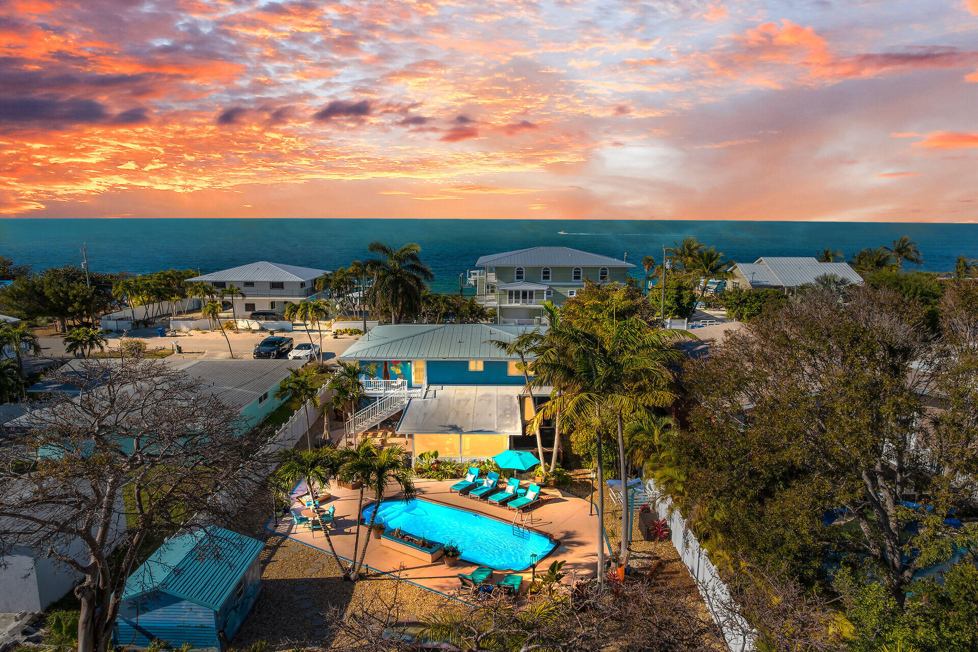 7949 Gulfstream Boulevard Marathon, FL 33050 - Photo 8 of 64 sunset colors backyard