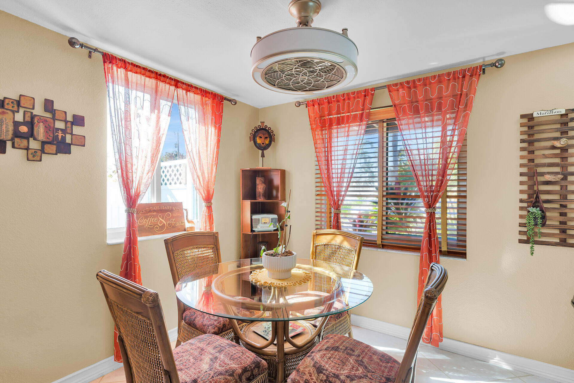 7949 Gulfstream Boulevard Marathon, FL 33050 - Photo 9 of 64 Breakfast Area