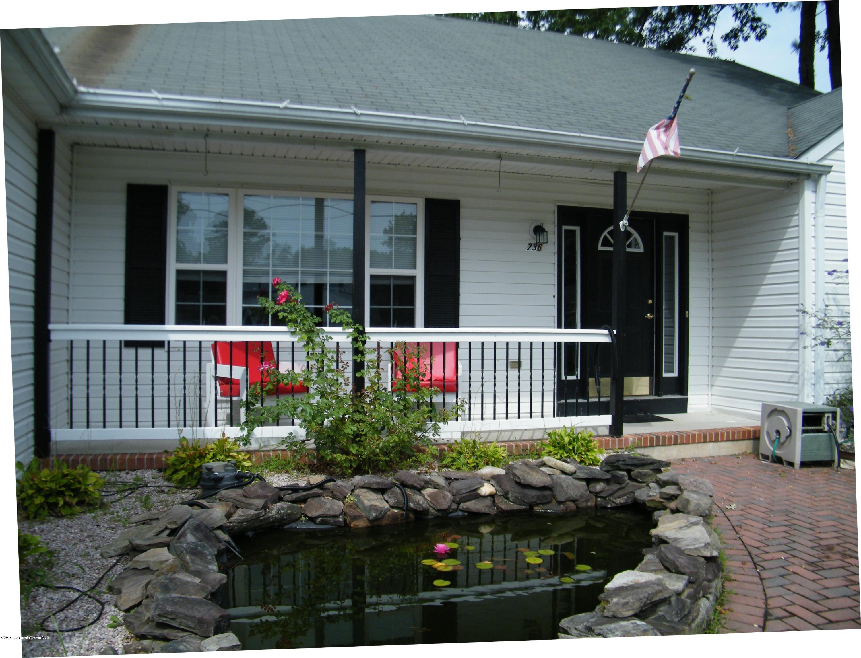 236 Crows Nest Road Manahawkin, NJ 08050 - Photo 2 of 30 DSCF6839
