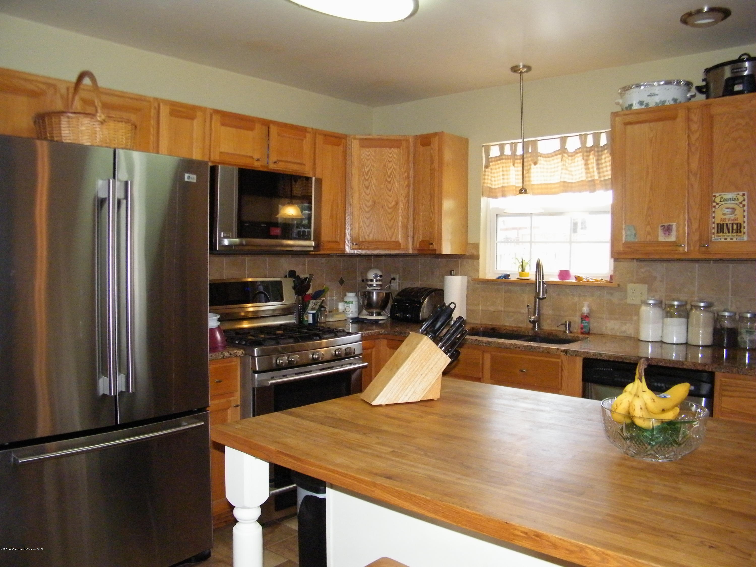 236 Crows Nest Road Manahawkin, NJ 08050 - Photo 8 of 30 DSCF6853