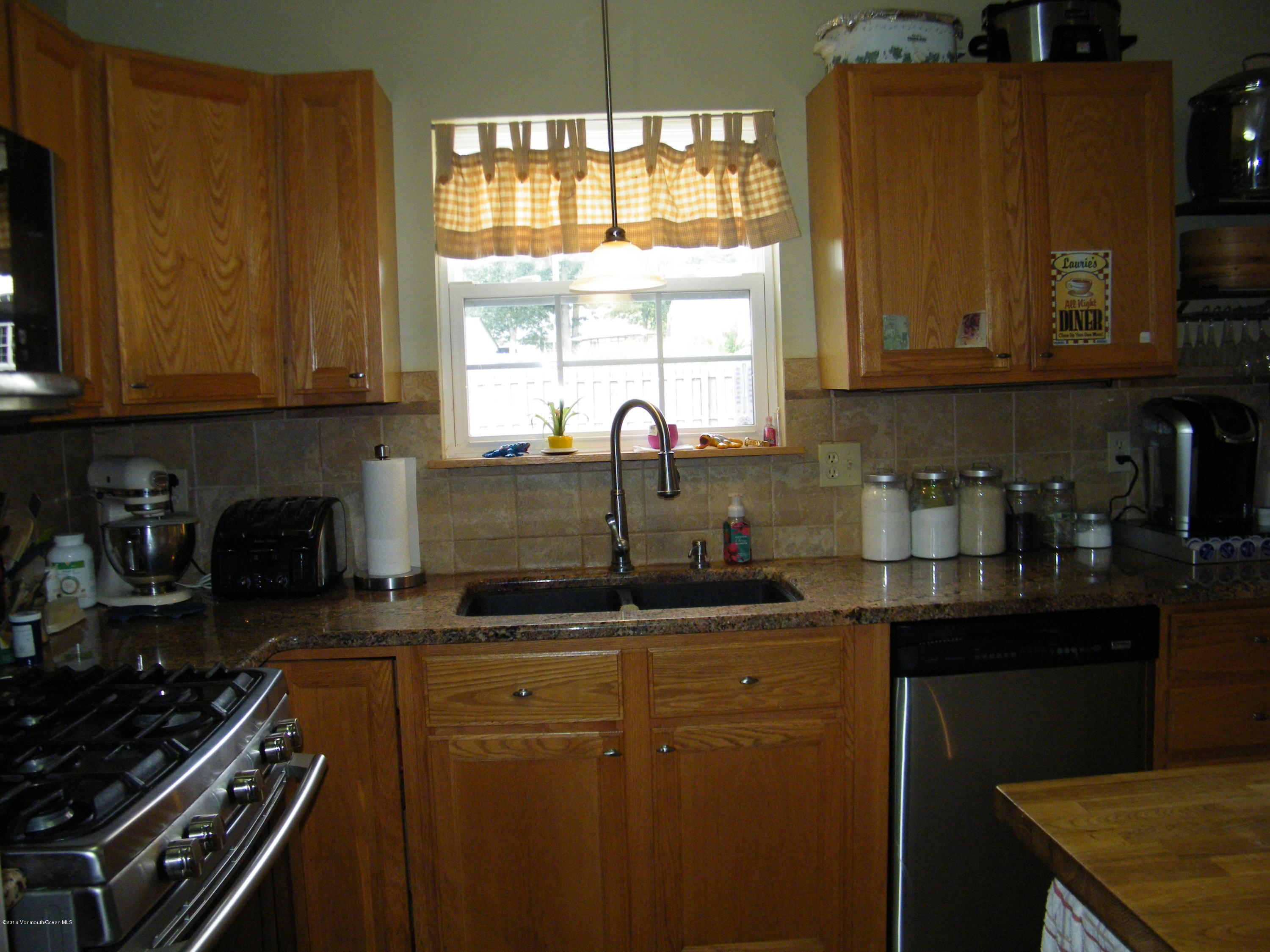 236 Crows Nest Road Manahawkin, NJ 08050 - Photo 9 of 30 DSCF6855