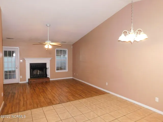 $1,155 | 133 Village Court, Havelock, NC 28532