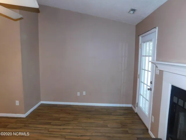 $1,155 | 133 Village Court, Havelock, NC 28532