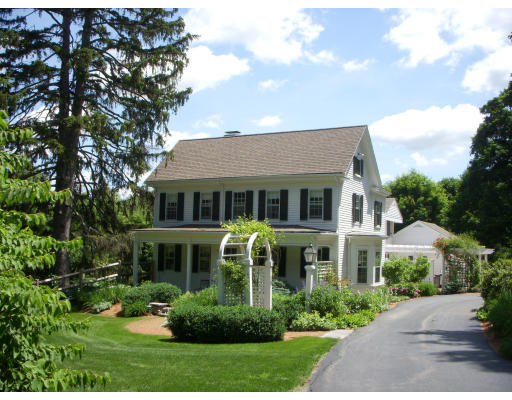 140 Concord Road Lincoln, MA 01773 - Photo 1 of 23