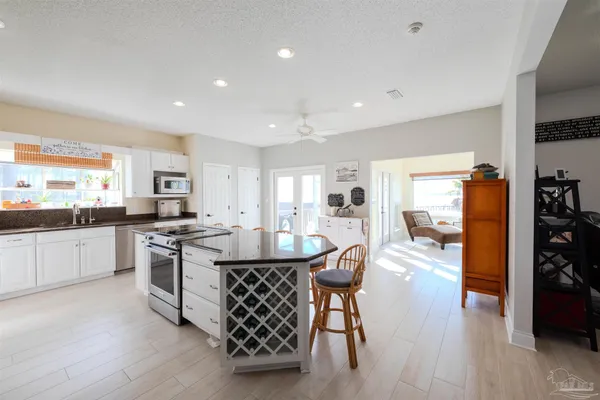 $1,200,000 | 4501 Bayside Drive, Milton, FL 32583