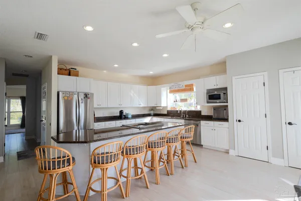 $1,200,000 | 4501 Bayside Drive, Milton, FL 32583