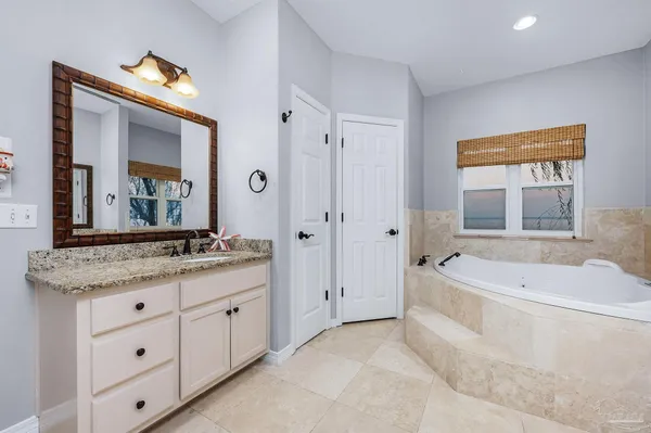 $1,200,000 | 4501 Bayside Drive, Milton, FL 32583