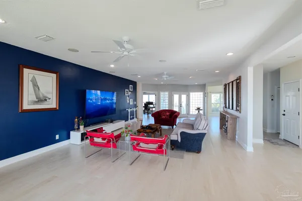 $1,200,000 | 4501 Bayside Drive, Milton, FL 32583